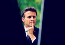 Macron Moves To Ban Kids Under 15 Online