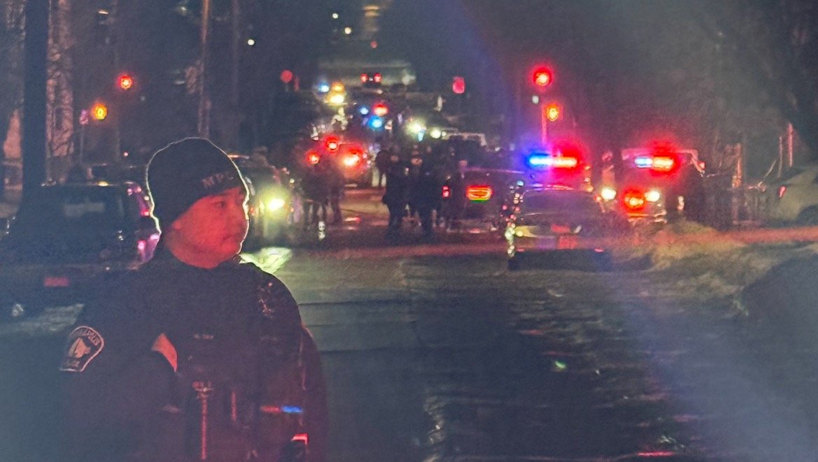 ICE Agent Shot After Shovel Attack in Minneapolis