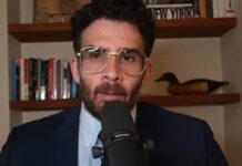 Radical leftist calls for violent revolt after judges toss out Democratic mapmaking ploy