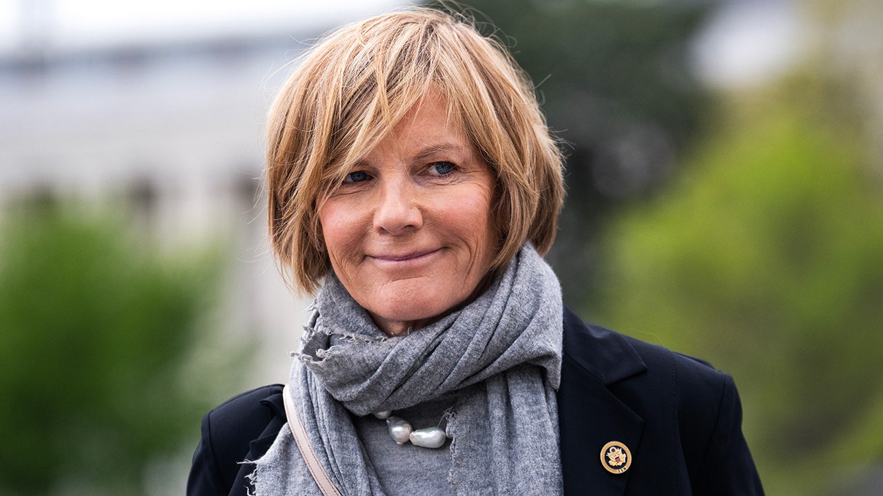 Susie Lee Triumphs in Critical Nevada Swing District Primary